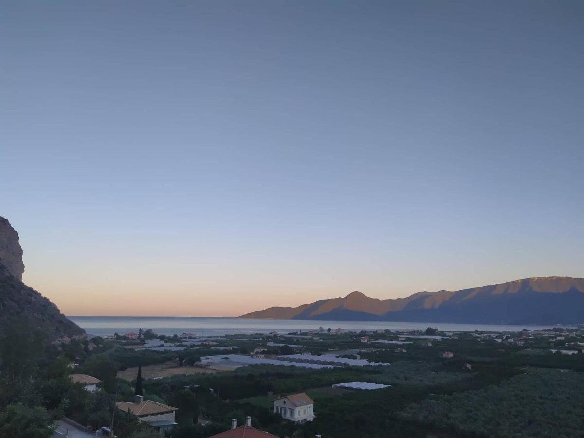 West Red Rock And View Leonidio Maisonette Studio Esterno foto